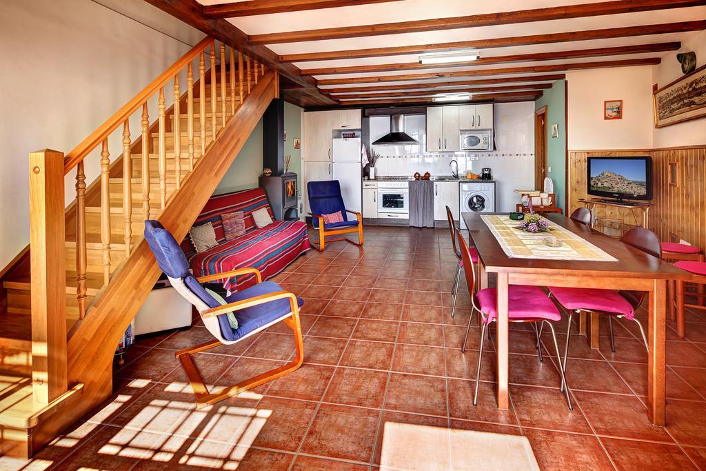 Apartamentos Bellavista Alquezar Phòng bức ảnh