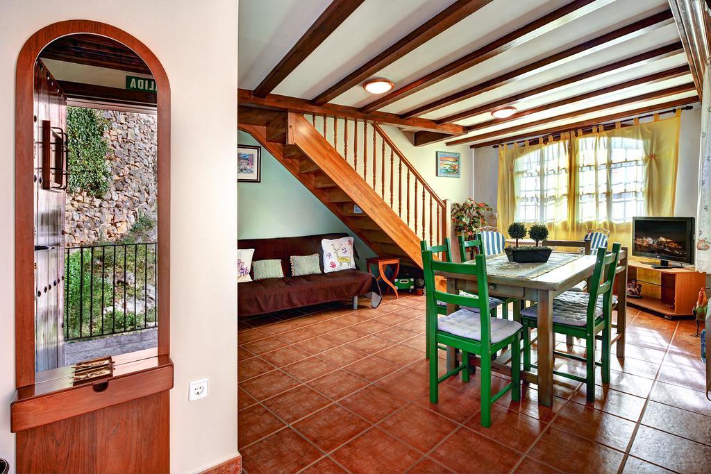 Apartamentos Bellavista Alquezar Ngoại thất bức ảnh
